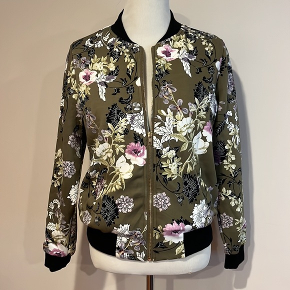 Emma &‎ Posh - women’s floral Bomber jacket olive purple, black and white size s - Picture 9 of 11